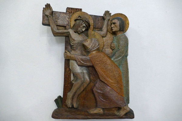 12. Station: Jesus stirbt am Kreuz 